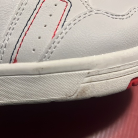 Kids Reebok Sneakers - Picture 4 of 6